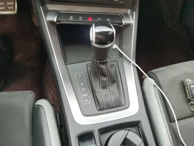 Audi Q3 2023, 52800 км, за 22178.14 USD - фото 7
