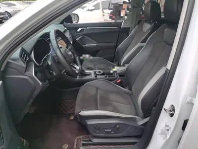 Audi Q3 2023, 52800 км, за 22178.14 USD - фото 8