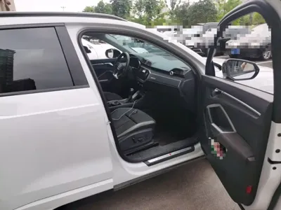 Audi Q3 2023, 52800 км, за 22178.14 USD - фото 20