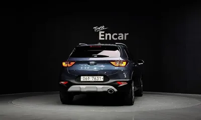 Kia Stonic 2018, 39258 км, за 8196.73 USD