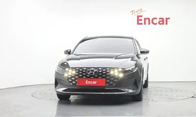 Hyundai Grandeur 2022, 134246 км, за 12143.89 USD