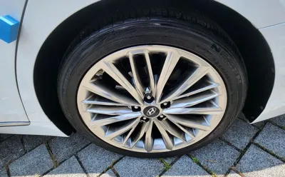 Hyundai Grandeur 2019, 157368 км, за 9094.45 USD - фото 9