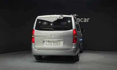 Hyundai Starex 2018, 160297 км, за 9130.32 USD