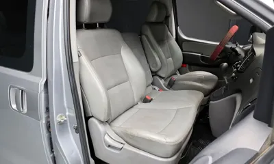 Hyundai Starex 2018, 160297 км, за 9130.32 USD - фото 12