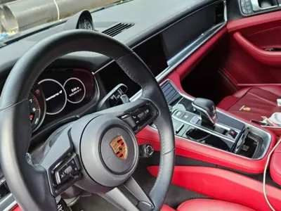 Porsche Panamera 2023, 58000 км, за 39337.09 USD - фото 10