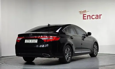 Hyundai Grandeur 2014, 156818 км, за 3073.77 USD