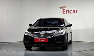 Hyundai Grandeur 2014, 156818 км, за 3073.77 USD