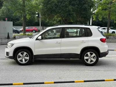 Volkswagen Tiguan 2014, 150000 км, за 3501.99 USD