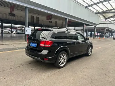 Dodge Journey 2016, 113000 км, за 3492.09 USD