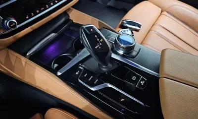BMW 5-Series 2022, 72036 км, за 24039.72 USD - фото 9