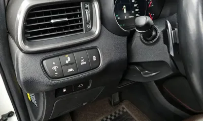 Kia Sorento 2016, 176678 км, за 7351.98 USD - фото 16