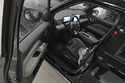 Baojun Spark EUV 2025, 100 км, за 13102 USD - фото 18