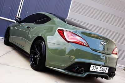Hyundai Genesis 2010, 130367 км, за 3905.74 USD