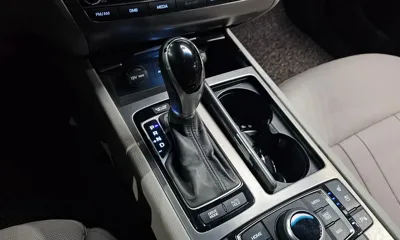 Hyundai Genesis 2014, 150958 км, за 6892.48 USD - фото 9
