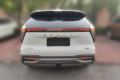 Geely Auto FX11 2023, 39000 км, за 10556 USD