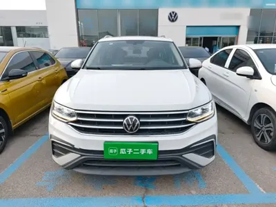 Volkswagen Tiguan L 2024, 81900 км, за 14213.97 USD