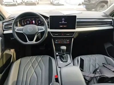 Volkswagen Tiguan L 2024, 81900 км, за 14213.97 USD - фото 10