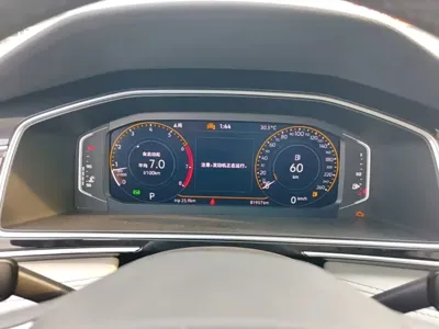 Volkswagen Tiguan L 2024, 81900 км, за 14213.97 USD - фото 12