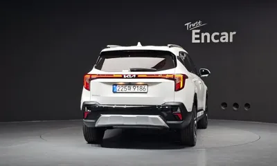 Kia Seltos 2025, 3823 км, за 18688.54 USD