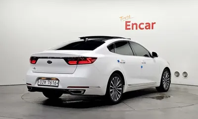 Kia K7 2017, 161903 км, за 7475.78 USD