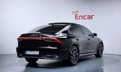 Hyundai Grandeur 2022, 77794 км, за 15606.31 USD