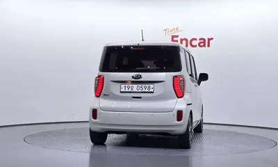 Kia Ray 2016, 101068 км, за 6104.77 USD
