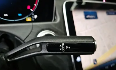 Mercedes-Benz E-Class 2024, 22636 км, за 35656.23 USD - фото 9