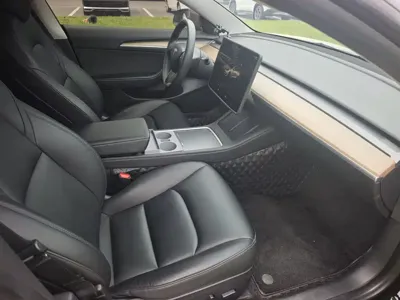Tesla Model 3 2022, 45900 км, за 20156.46 USD - фото 23