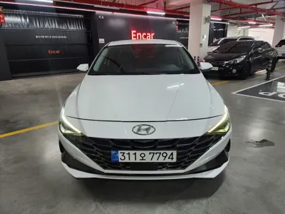 Hyundai Avante · 2022 год