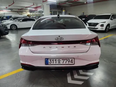 Hyundai Avante 2022, 146275 км, за 7748.91 USD