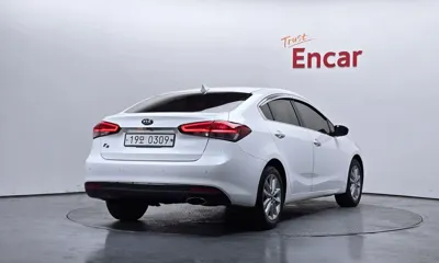 Kia K3 2017, 184472 км, за 3802.9 USD