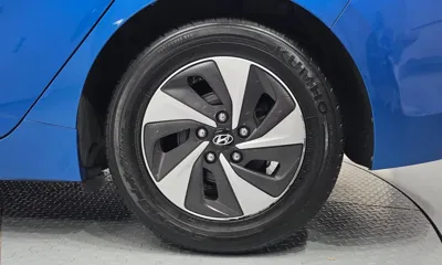 Hyundai Ioniq 2017, 126200 км, за 5710.91 USD - фото 21