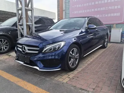Mercedes-Benz C-Class · 2018 год