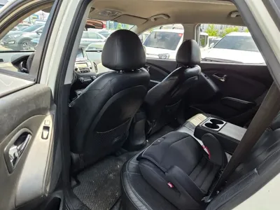 Hyundai Tucson 2011, 167808 км, за 2337.7 USD