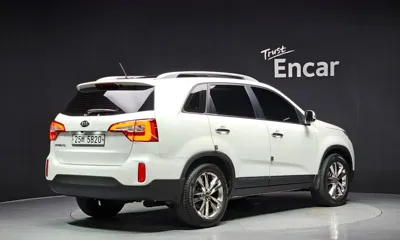 Kia Sorento 2014, 122100 км, за 5120.13 USD