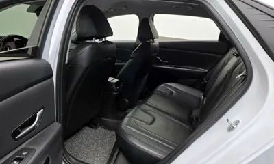 Hyundai Avante 2023, 59239 км, за 13335.95 USD - фото 12