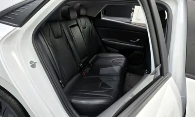 Hyundai Avante 2023, 59239 км, за 13335.95 USD - фото 26