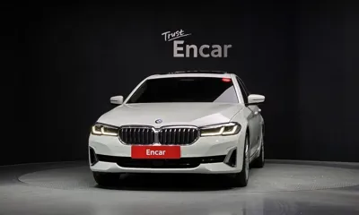 BMW 5-Series 2023, 21179 км, за 32185.4 USD