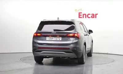 Hyundai Santafe 2023, 116118 км, за 13544.76 USD