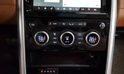 Land Rover Discovery 2018, 105150 км, за 21202.57 USD - фото 37