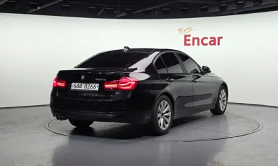 BMW 3-Series 2016, 167980 км, за 5876.52 USD