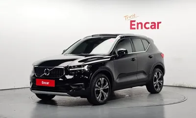 Volvo XC40 · 2022 год