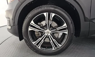 Volvo XC40 2022, 60352 км, за 19824.18 USD