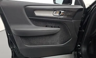 Volvo XC40 2022, 60352 км, за 19824.18 USD - фото 24