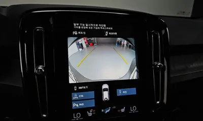 Volvo XC40 2022, 60352 км, за 19824.18 USD - фото 31