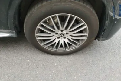 Mercedes-Benz GLC 2025, 17100 км, за 56086 USD - фото 8