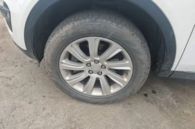 Land Rover Discovery Sport 2017, 139900 км, за 10998 USD - фото 10