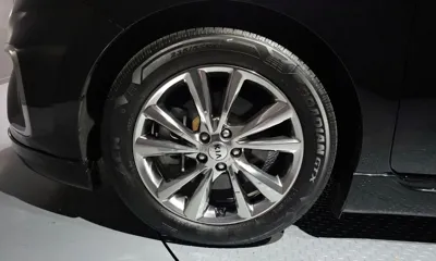 Kia Canival 2019, 37686 км, за 17641.23 USD