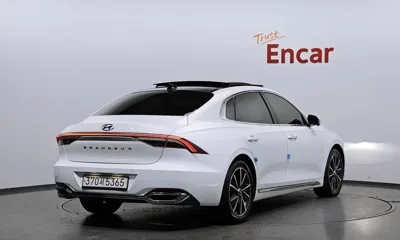 Hyundai Grandeur 2022, 65804 км, за 17509.08 USD