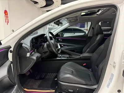 Hyundai Elantra 2023, 17000 км, за 13654.83 USD - фото 9